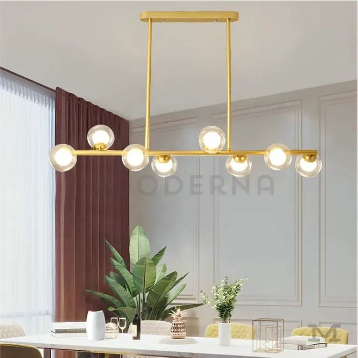 Instalada en comedor con cortinas y plantas decorativas.