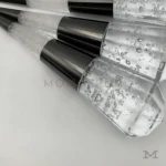 Detalle cercano de Amelux Black mostrando la textura y terminaciones del diseño.