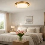 Fatima Gold en habitación, creando un ambiente cálido y relajante.