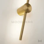 Adriany Gold recargable en otra vista de cerca, resaltando su estructura y calidad de materiales.