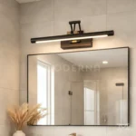 Floris Mix recargable instalada en baño, aportando iluminación adicional en espejo o pared.