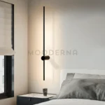 Adriany Black recargable instalada en habitación, aportando iluminación cálida y acogedora.