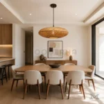 Lámpara colgante rústica Ciara sobre mesa de comedor moderno de madera