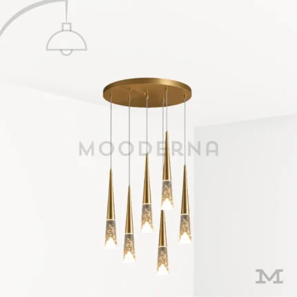 Lámpara colgante Mercy Gold de 6 luces LED con base circular dorada y diseño moderno en cascada.